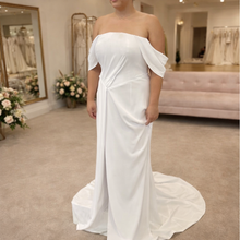 Load image into Gallery viewer, Bowen | Chosen by Kyha