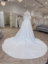 Load image into Gallery viewer, Orchid | Dream Bridal