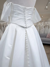 Load image into Gallery viewer, Orchid | Dream Bridal