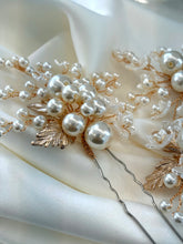Load image into Gallery viewer, Dayna Hair Pins 3-pc | Design by Conception