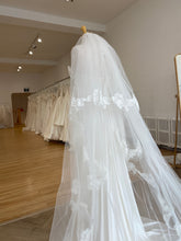 Load image into Gallery viewer, Juniper Veil | Dreams Bridal