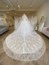 Load image into Gallery viewer, Lilac Veil | Dream Bridal