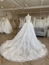 Load image into Gallery viewer, Larkspur | Dream Bridal