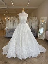 Load image into Gallery viewer, Freesia | Dream Bridal