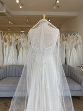 Load image into Gallery viewer, Cedar Veil | Dream Bridal