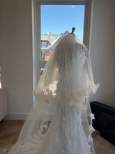 Load image into Gallery viewer, Willow Veil | Dream Bridal
