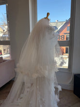Load image into Gallery viewer, Willow Veil | Dream Bridal