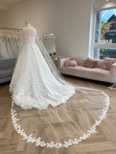 Load image into Gallery viewer, Lavender | Dream Bridal