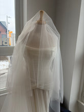 Load image into Gallery viewer, Aspen Veil | Dream Bridal