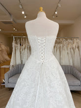 Load image into Gallery viewer, Meadow | Dream Bridal