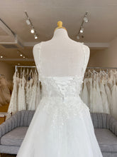 Load image into Gallery viewer, Ivy | Dream Bridal