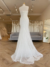 Load image into Gallery viewer, Briar | Dream Bridal