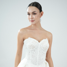 Load image into Gallery viewer, Primrose | Dream Bridal