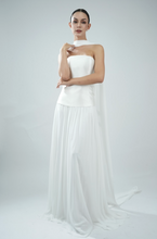 Load image into Gallery viewer, Poeny | Dream Bridal