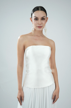 Load image into Gallery viewer, Poeny | Dream Bridal