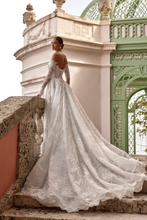 Load image into Gallery viewer, Isolde | Oksana Mukha