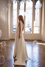 Load image into Gallery viewer, Salmaris | Milla Nova