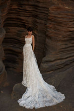 Load image into Gallery viewer, Theodora | Milla Nova