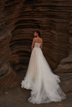 Load image into Gallery viewer, Eloria | Milla Nova